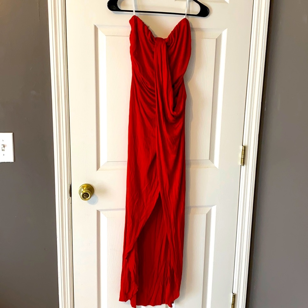 Beautiful unique very flattering dress